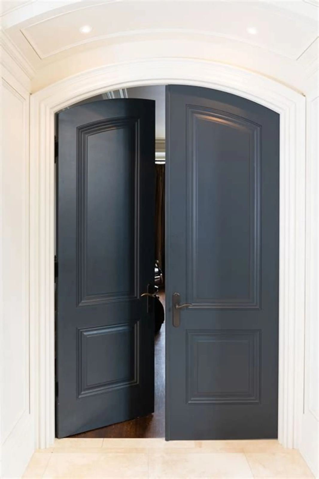Classic door thumbnail 4