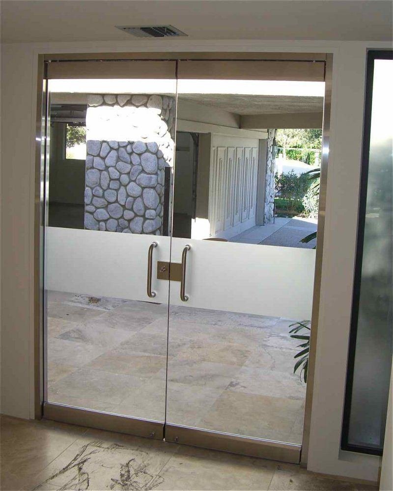 Glass door thumbnail 4