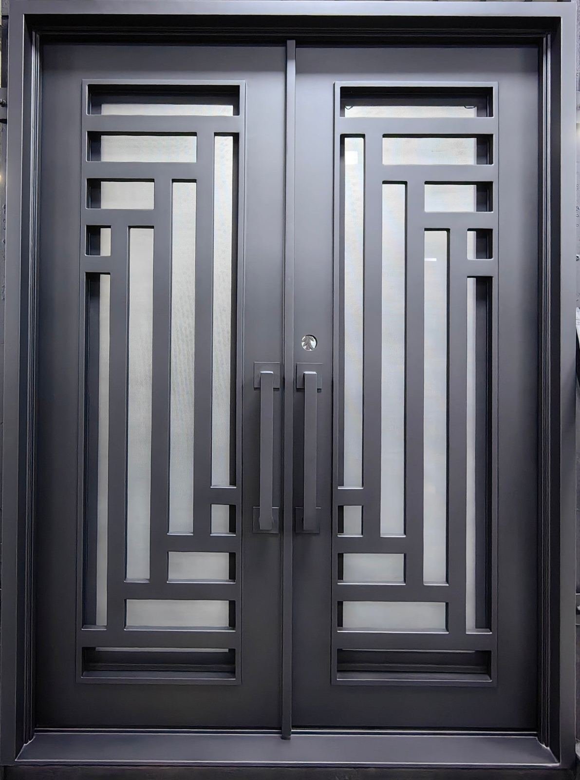 Tube door thumbnail 2